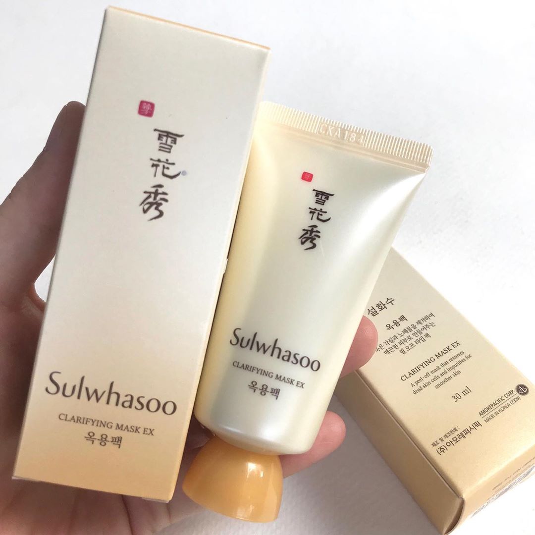 Sulwhasoo Clarifying Mask EX 30 ml. มาสก์ชนิดลอกออกที่ให้เนื้อสัมผัสพิเศษ ช่วยขจัดสิ่งสกปรกและเซลล์ผิวที่เสื่อมสภาพ เพื่อผิวสะอาดสดใส แลดูเรียบเนียน