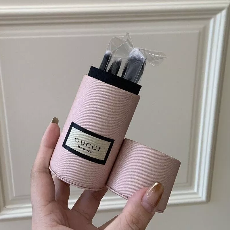 GUCCI Brush Set Cosmes With 4 Brushes